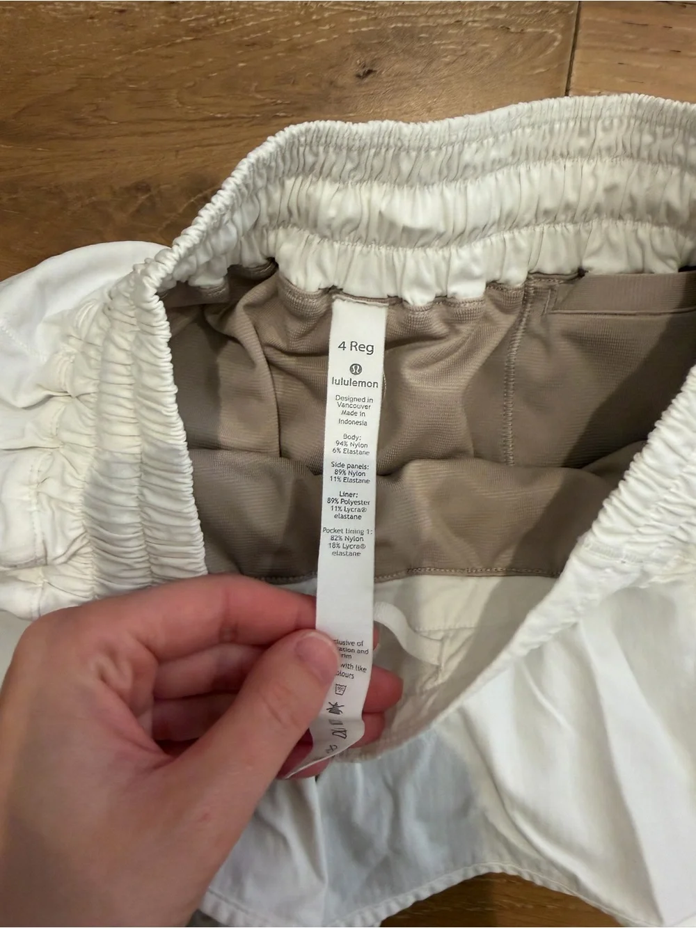 lululemon athletica Running Shorts - size 4 - Picture 2 of 6